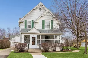 221 11th Ave N, Hopkins, MN 55343 - Photo 1