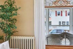 221 11th Ave N, Hopkins, MN 55343 - Photo 9