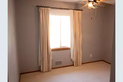 4696 Flag Avenue N, New Hope, MN 55428 - Photo 13