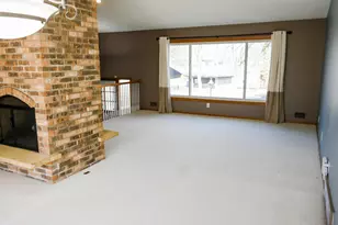 4696 Flag Ave N, New Hope, MN 55428 - Photo 9
