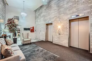 66 9th St E, Saint Paul, MN 55101 - Photo 15