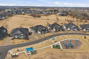 6105 Garland Ln N, Plymouth, MN 55446 - Photo 69