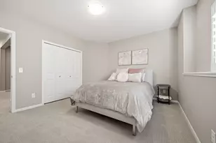 6105 Garland Ln N, Plymouth, MN 55446 - Photo 57