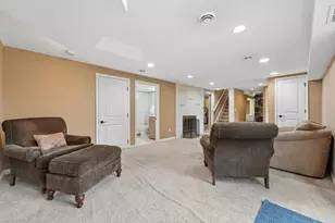 1425 Orkla Dr, Golden Valley, MN 55427 - Photo 19