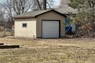 6933 Sumac Ct, Centerville, MN 55038 - Photo 31