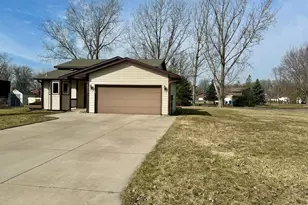 6933 Sumac Ct, Centerville, MN 55038 - Photo 1