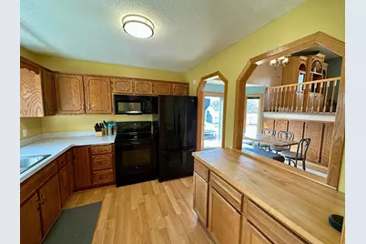 6933 Sumac Court, Centerville, MN 55038 - Photo 9