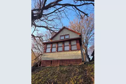 1123 6th Street E, Saint Paul, MN 55106 - Photo 1