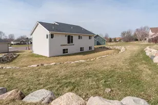 108 Ella Ct, Mankato, MN 56001 - Photo 45