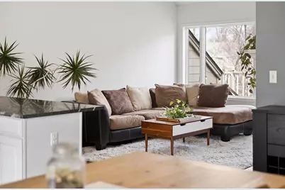 2867 Kenwood Isles Drive, Minneapolis, MN 55408 - Photo 7