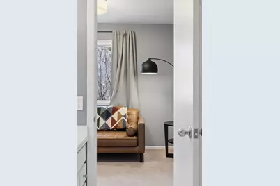 2867 Kenwood Isles Drive, Minneapolis, MN 55408 - Photo 31