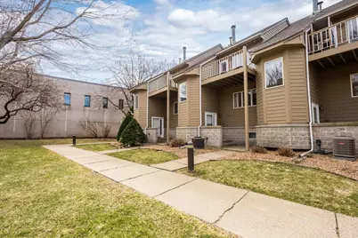 2867 Kenwood Isles Drive, Minneapolis, MN 55408 - Photo 41