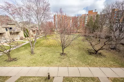 2867 Kenwood Isles Drive, Minneapolis, MN 55408 - Photo 11