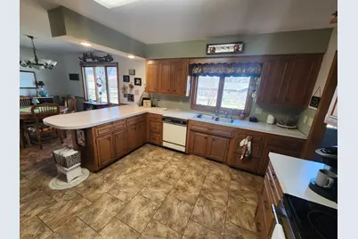 1108 5th Avenue SW, Pipestone, MN 56164 - Photo 17