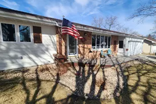 1108 5th Ave SW, Pipestone, MN 56164 - Photo 3