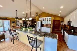 37209 Loon Dr, Cohasset, MN 55721 - Photo 5