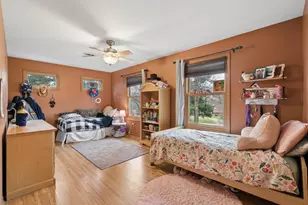 2820 Washta Bay Rd, Chanhassen, MN 55331 - Photo 17