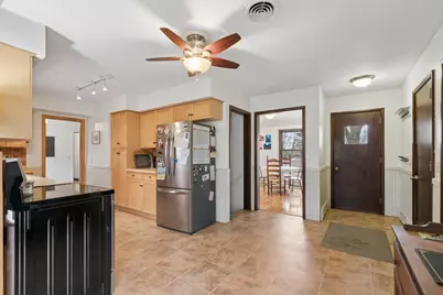 2820 Washta Bay Road, Chanhassen, MN 55331 - Photo 7