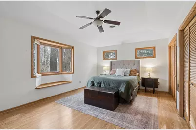 2820 Washta Bay Road, Chanhassen, MN 55331 - Photo 15