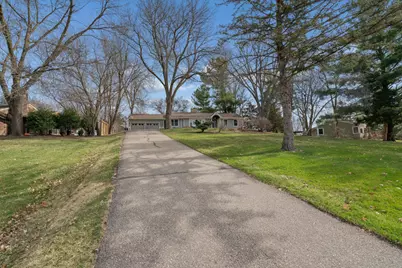 2820 Washta Bay Road, Chanhassen, MN 55331 - Photo 3