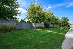 208 Byrondale Ave, Wayzata, MN 55391 - Photo 51