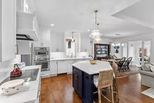 7070 Highland Ct, Eden Prairie, MN 55346 - Photo 7