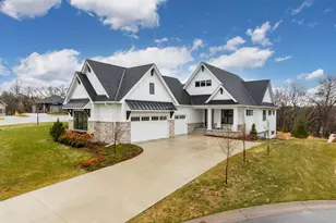 7070 Highland Ct, Eden Prairie, MN 55346 - Photo 45