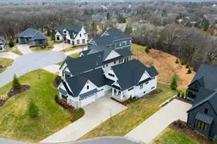 7070 Highland Ct, Eden Prairie, MN 55346 - Photo 47