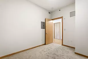 1120 S 2nd St, Minneapolis, MN 55415 - Photo 29