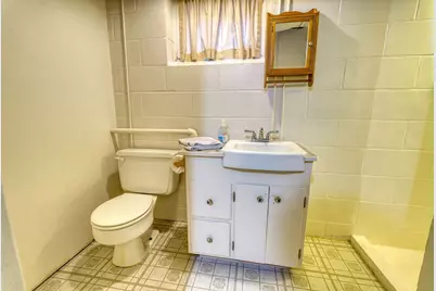 711 Benton Street, Anoka, MN 55303 - Photo 37