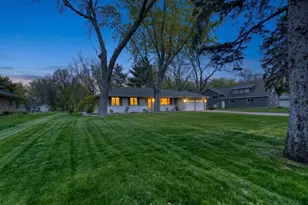 711 Benton St, Anoka, MN 55303 - Photo 1