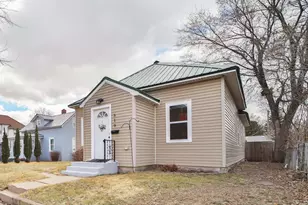 319 2nd St NE, Staples, MN 56479 - Photo 1