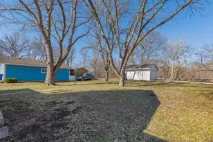 421 Webster Street N, Kasota, MN 56050 - Photo 25