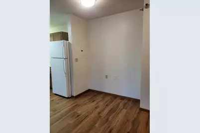 609 Main Street S #7, Renville, MN 56284 - Photo 5