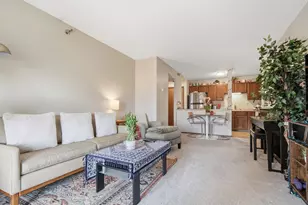 66 9th St E, Saint Paul, MN 55101 - Photo 15