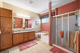 15739 Farnham Ave N, Hugo, MN 55038 - Photo 17