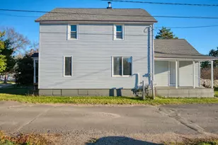 101 E Minnesota Ave, Gilbert, MN 55741 - Photo 3