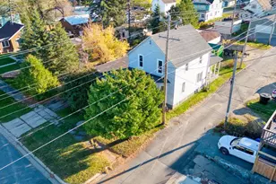 101 E Minnesota Ave, Gilbert, MN 55741 - Photo 7