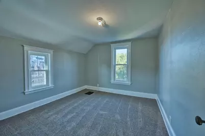 101 E Minnesota Avenue, Gilbert, MN 55741 - Photo 17