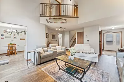 11067 Oregon Curve, Bloomington, MN 55438 - Photo 5