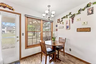 11067 Oregon Curv, Bloomington, MN 55438 - Photo 9