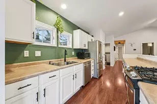 719 Monroe St N, Hudson, WI 54016 - Photo 15