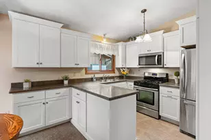 11337 Red Fox Dr, Maple Grove, MN 55369 - Photo 17