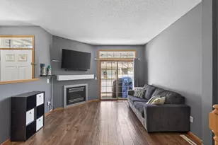 15610 Garnet Way, Apple Valley, MN 55124 - Photo 9