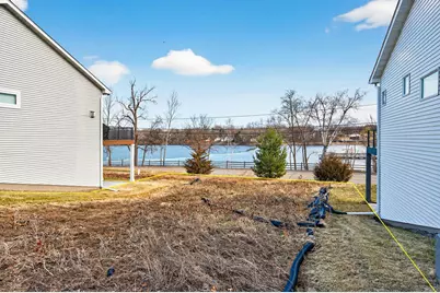 221 McCarrons Place W, Roseville, MN 55113 - Photo 7