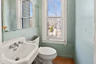 345 Maple St, Saint Paul, MN 55106 - Photo 11