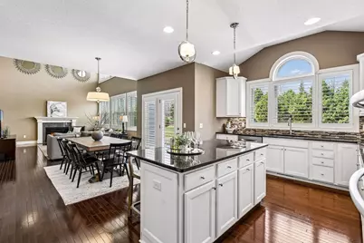 10000 Frederick Place, Eden Prairie, MN 55347 - Photo 11