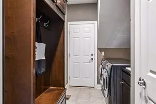 10000 Frederick Pl, Eden Prairie, MN 55347 - Photo 21