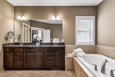 10000 Frederick Place, Eden Prairie, MN 55347 - Photo 25