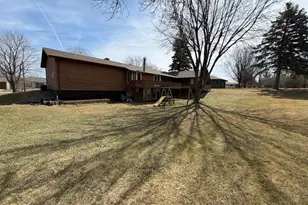 613 Pennsylvania Ave, Adrian, MN 56110 - Photo 5